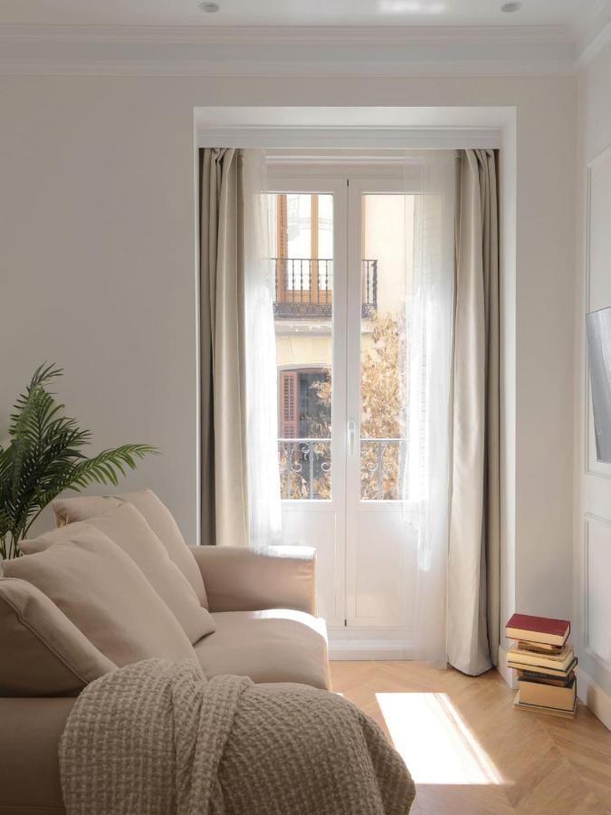 Deluxe Apartment Near Gran Via Madrid Exterior foto