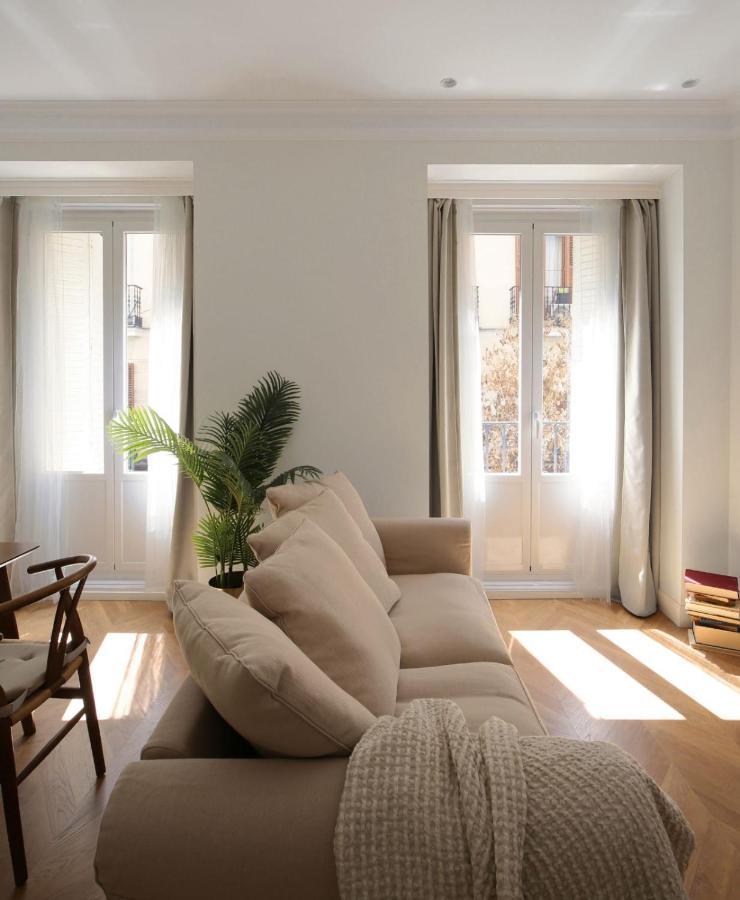 Deluxe Apartment Near Gran Via Madrid Exterior foto